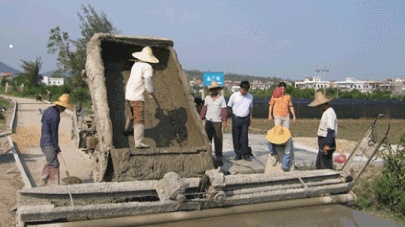 二級建造師考試市政實(shí)務(wù)知識點(diǎn)：混凝土面板模板、鋼筋安裝、攤鋪與振動(dòng)